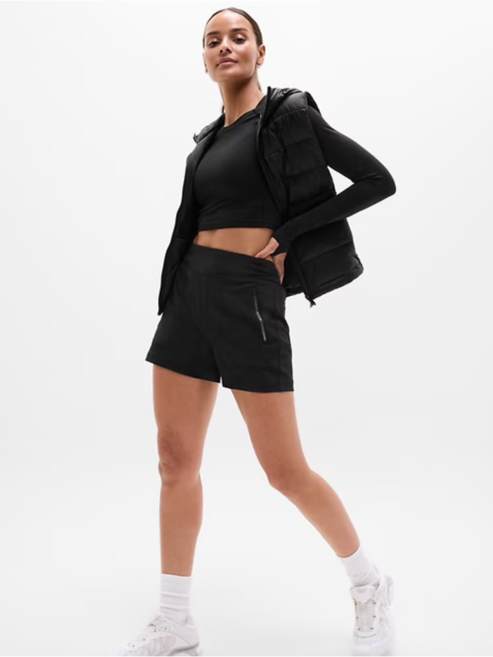 Athleta Trekkie North Short in Black, 6 - Picture 2 of 11